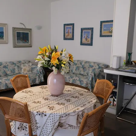 A Pochi Passi Da Portofino By Portofinovacanze Apartment